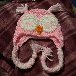 Owl Crocheted baby Hat or
For a dolly! Hand made!! Pink and white